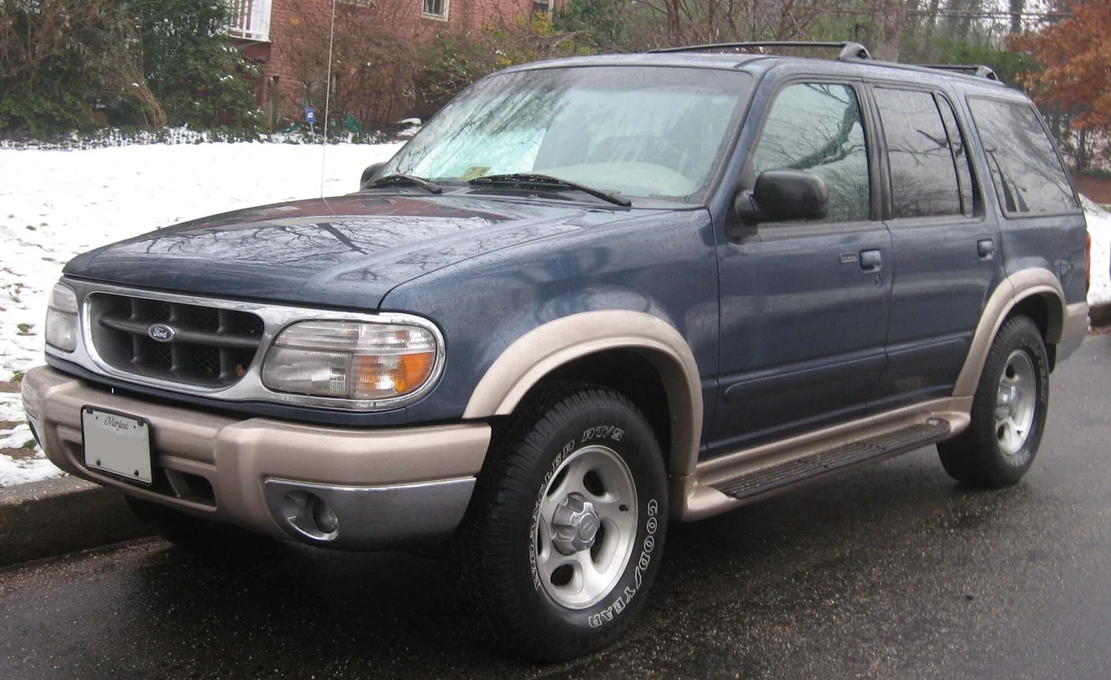 Ford Explorer (2nd gen)